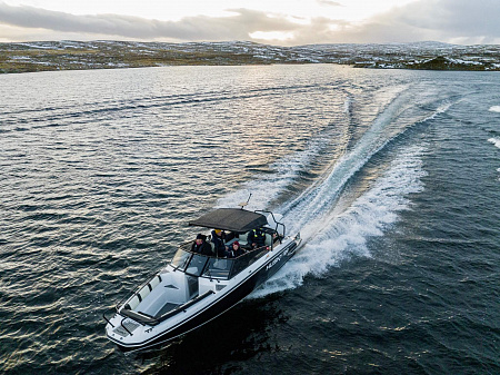 Моторный катер Finnmaster Husky R8